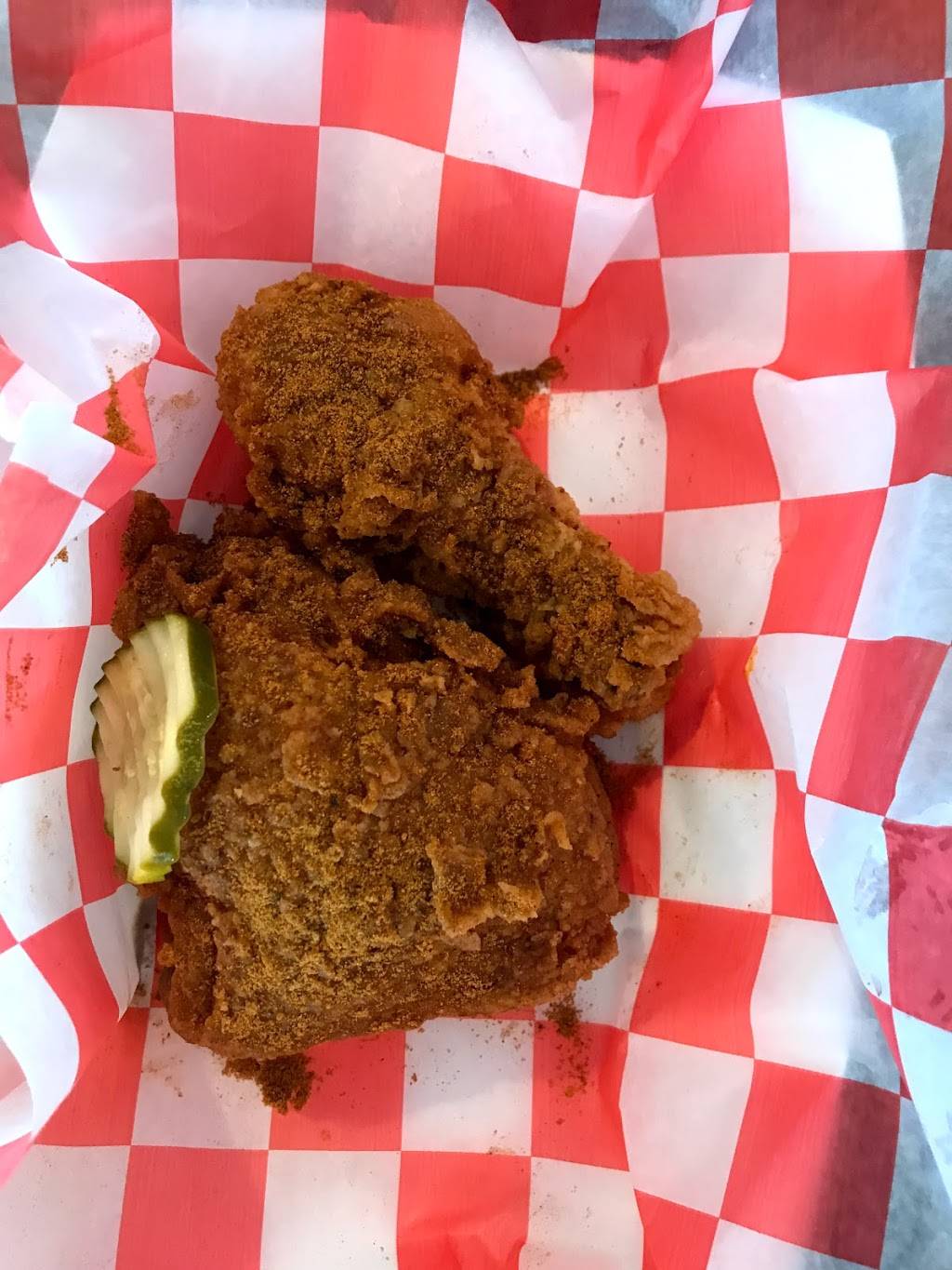 Big City Chicken | restaurant | 900 E Grand Ave, Chicago, IL 60611, USA | 3125467440 OR +1 312-546-7440