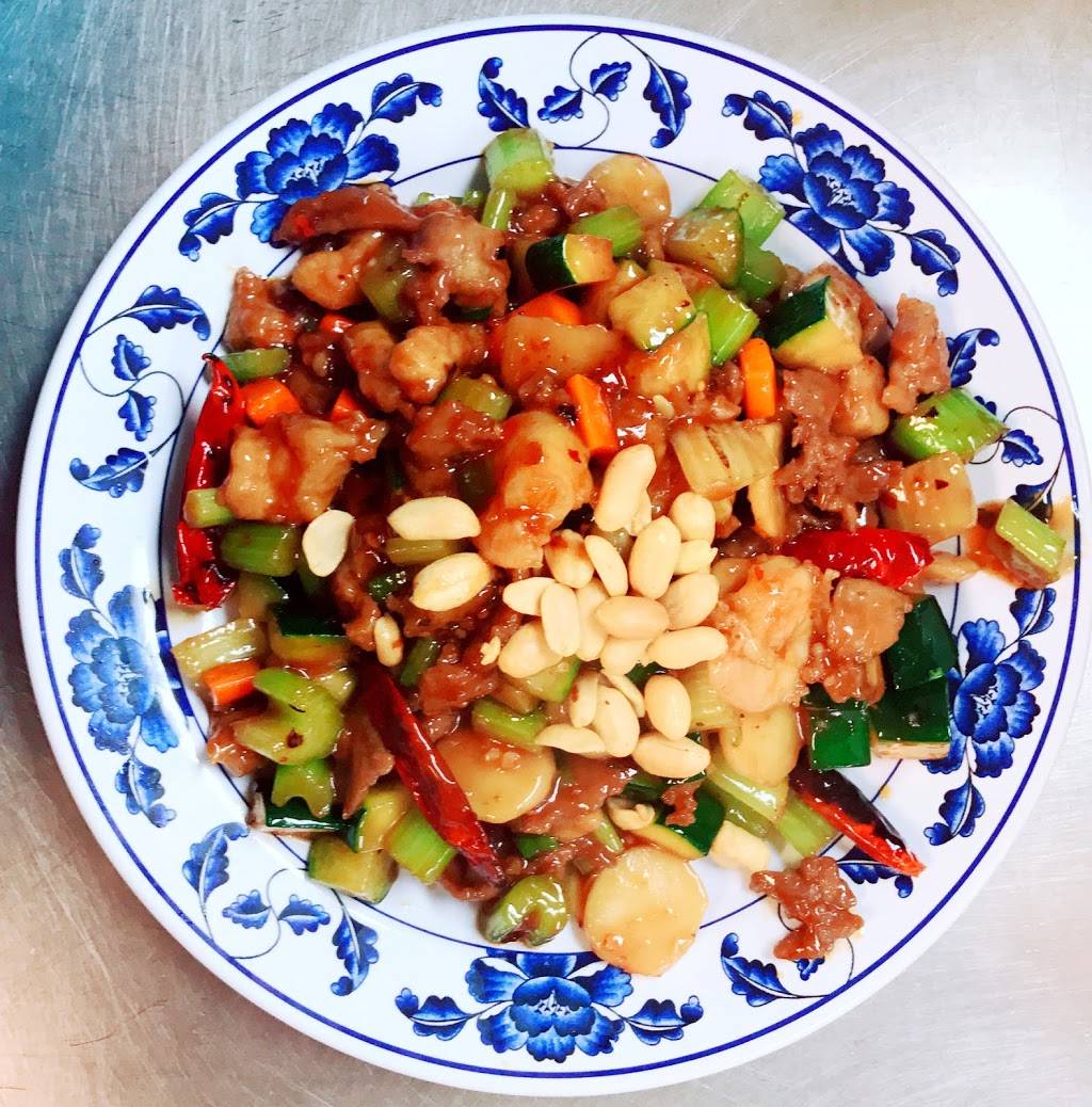 LUCKY CHINA Chinese food | restaurant | 180 S Stephanie St #150, Henderson, NV 89012, USA | 7025666200 OR +1 702-566-6200