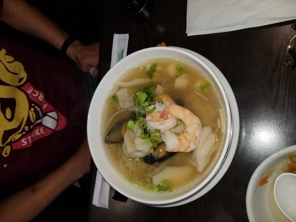 Thai Basil | restaurant | 4550 E Cactus Rd G28, Phoenix, AZ 85032, USA | 6027880899 OR +1 602-788-0899