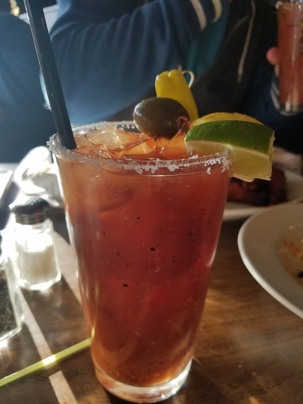 Peters Bar and Grill | restaurant | 5701 NE Fremont St #3264, Portland, OR 97213, USA | 5034600544 OR +1 503-460-0544