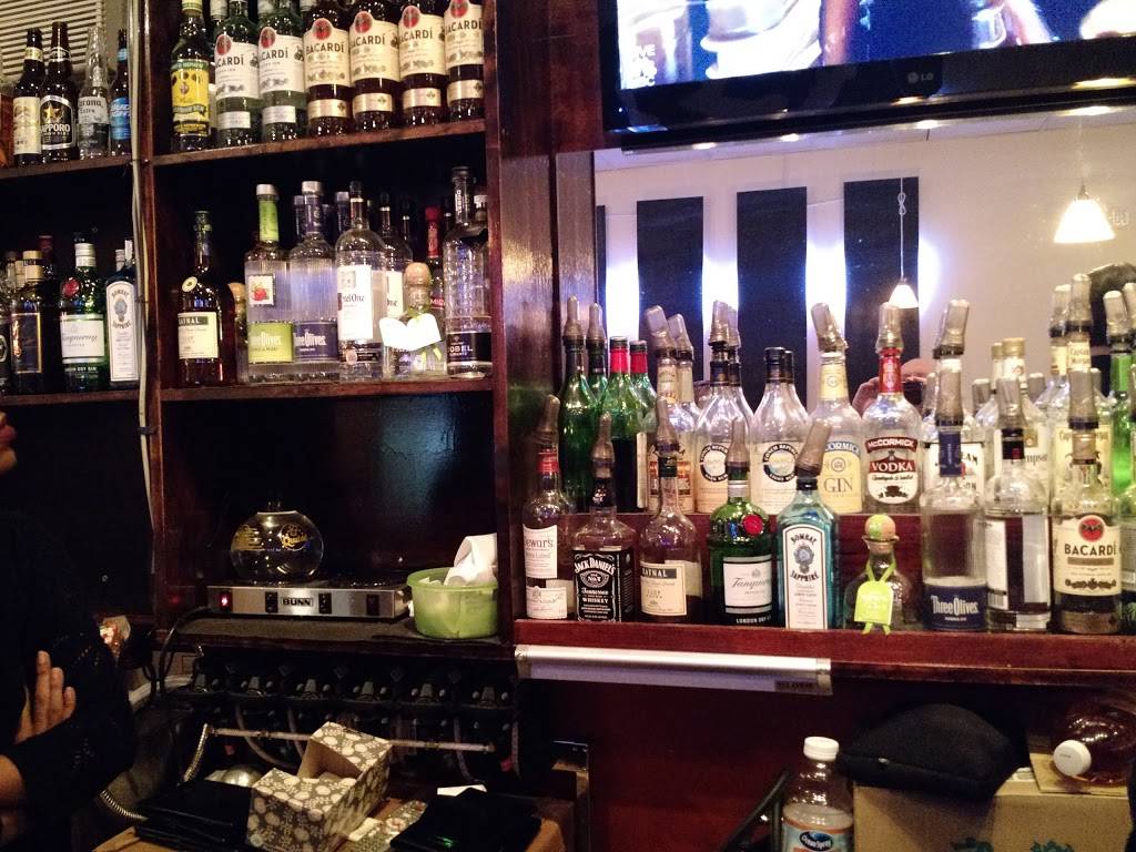 MAKI SUSHI BAR & GRILL | restaurant | 43 Main St, Peabody, MA 01960, USA | 9788545426 OR +1 978-854-5426