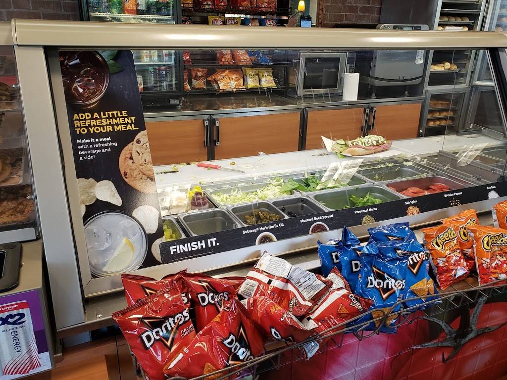 Subway | meal takeaway | 2829 Lancaster Dr NE Suite 190, Salem, OR 97305, USA | 5035878712 OR +1 503-587-8712