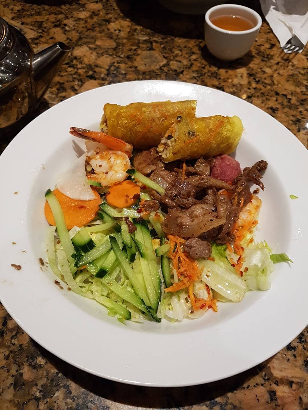 Ben Thanh Restaurant | restaurant | 1070 Wellington Rd, London, ON N6E 3V8, Canada | 5196683868 OR +1 519-668-3868