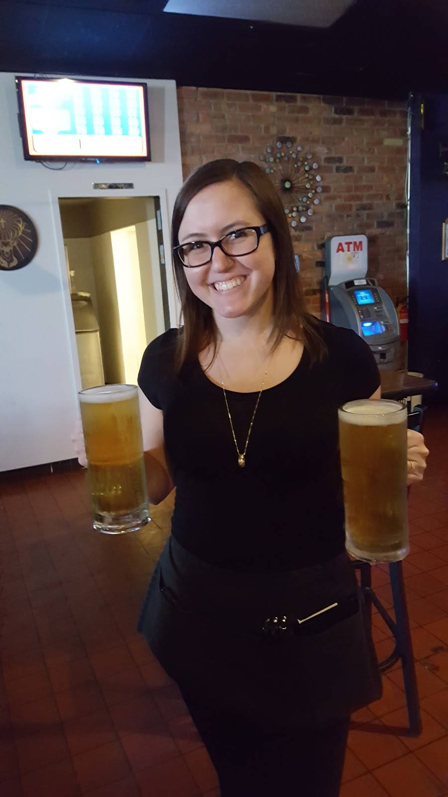 Betty Janes Bar & Grill | restaurant | 13791 E Thirteen Mile Rd, Warren, MI 48088, USA | 5864158889 OR +1 586-415-8889