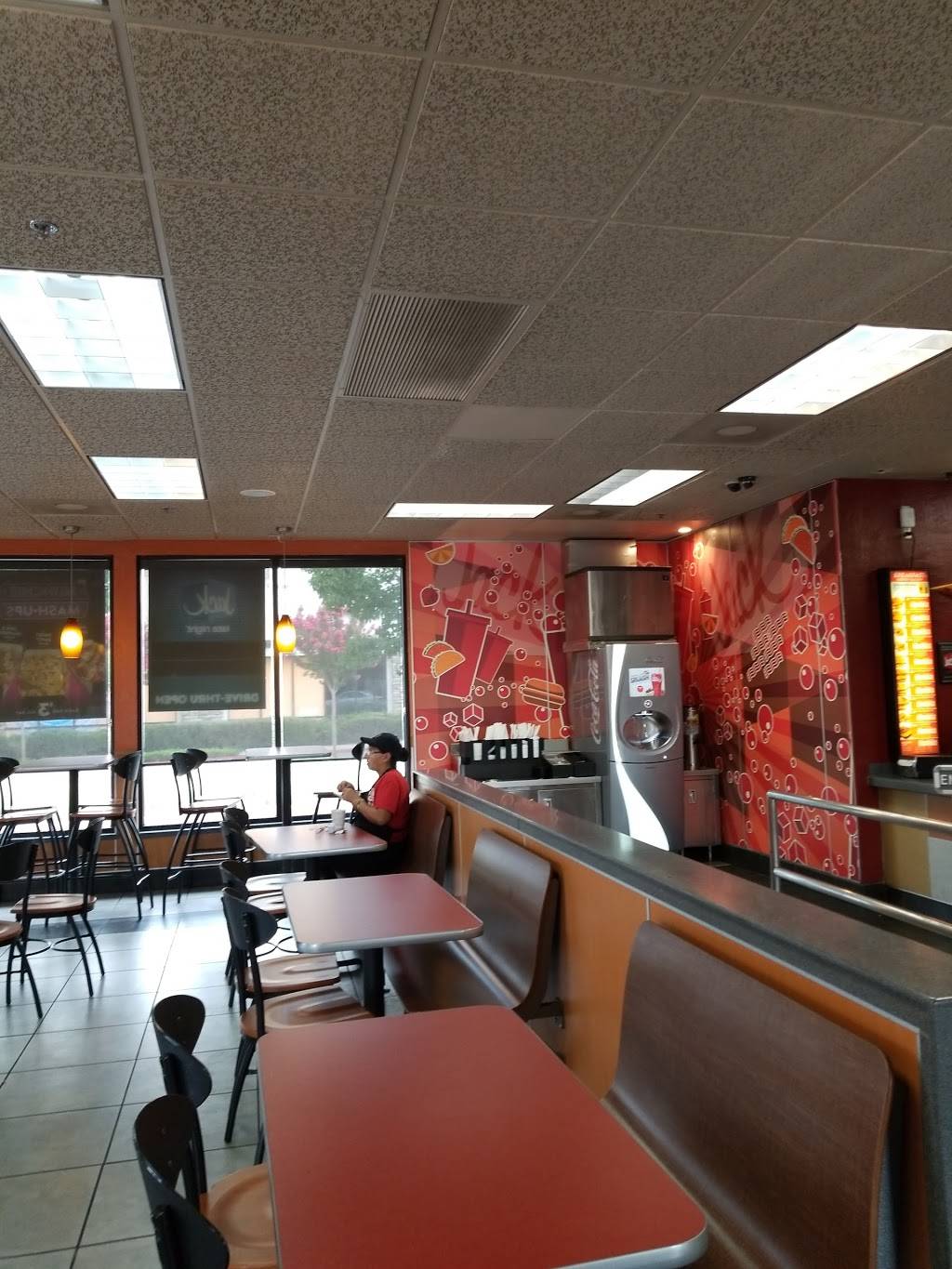 Jack in the Box | restaurant | 10390 Twin Cities Rd, Galt, CA 95632, USA | 2097440700 OR +1 209-744-0700