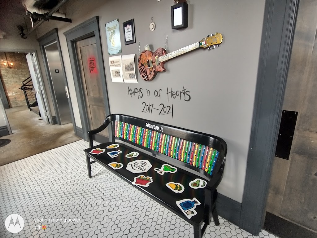 212 Grindhouse | restaurant | 212 E State St, Rockford, IL 61104, USA | 8159775650 OR +1 815-977-5650