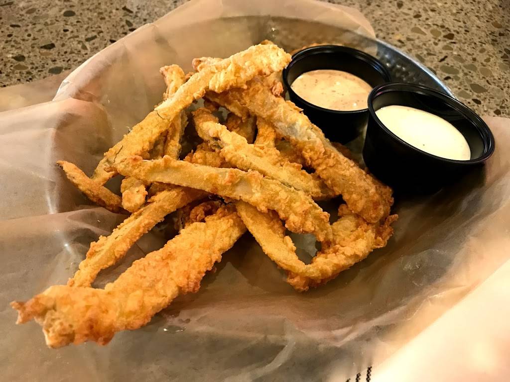 Carmodys Grille | restaurant | 4905 Grand Ave, Pittsburgh, PA 15225, USA | 4124581813 OR +1 412-458-1813