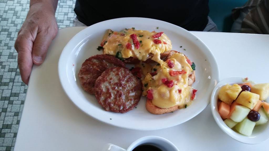 Broadway Diner | restaurant | 304 Broadway St, Baraboo, WI 53913, USA | 6083563287 OR +1 608-356-3287