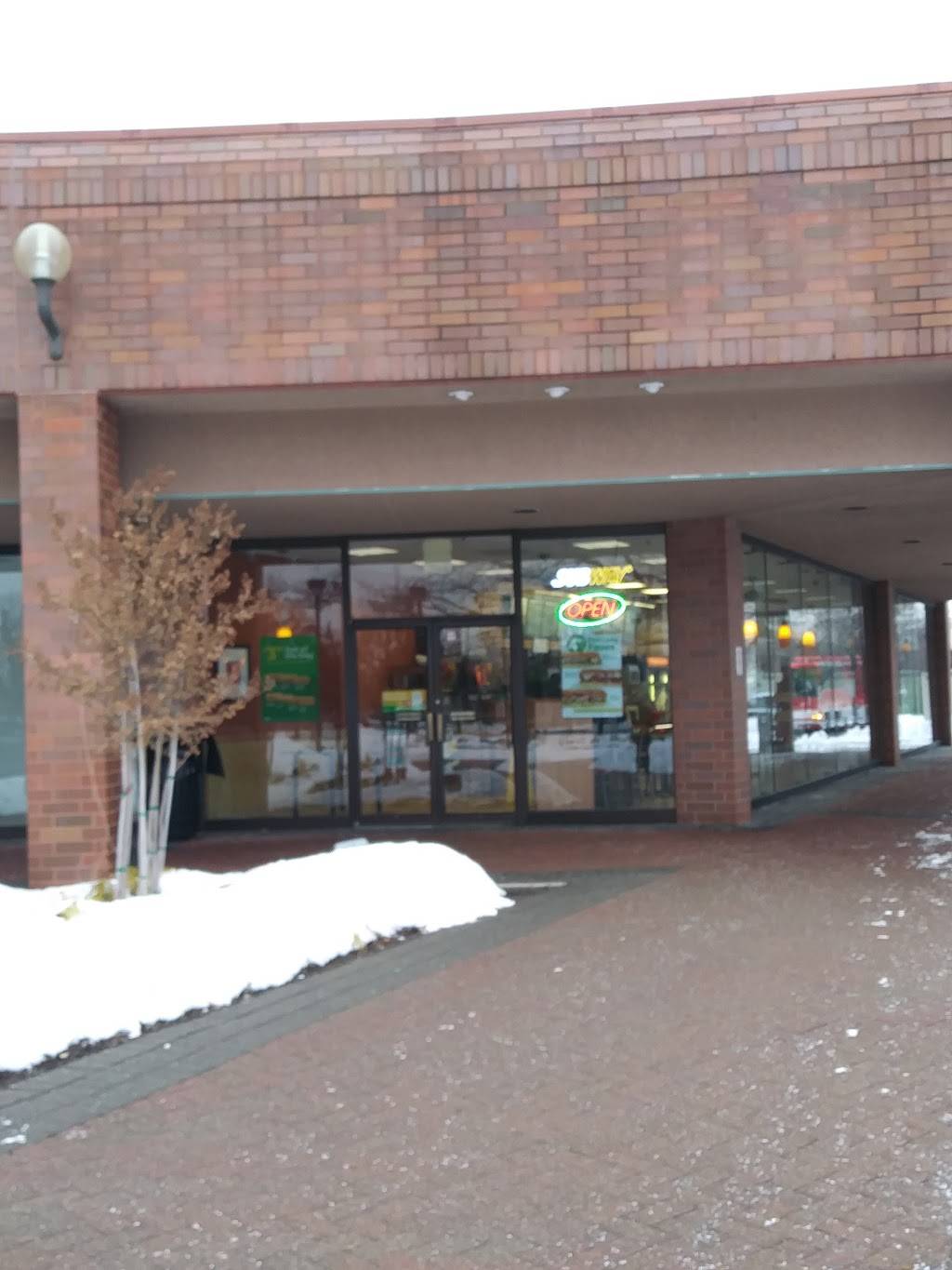 Subway Restaurants | restaurant | Copper Ridge Center, 9 Polito Ave Suite 104, Lyndhurst, NJ 07071, USA | 2018048004 OR +1 201-804-8004