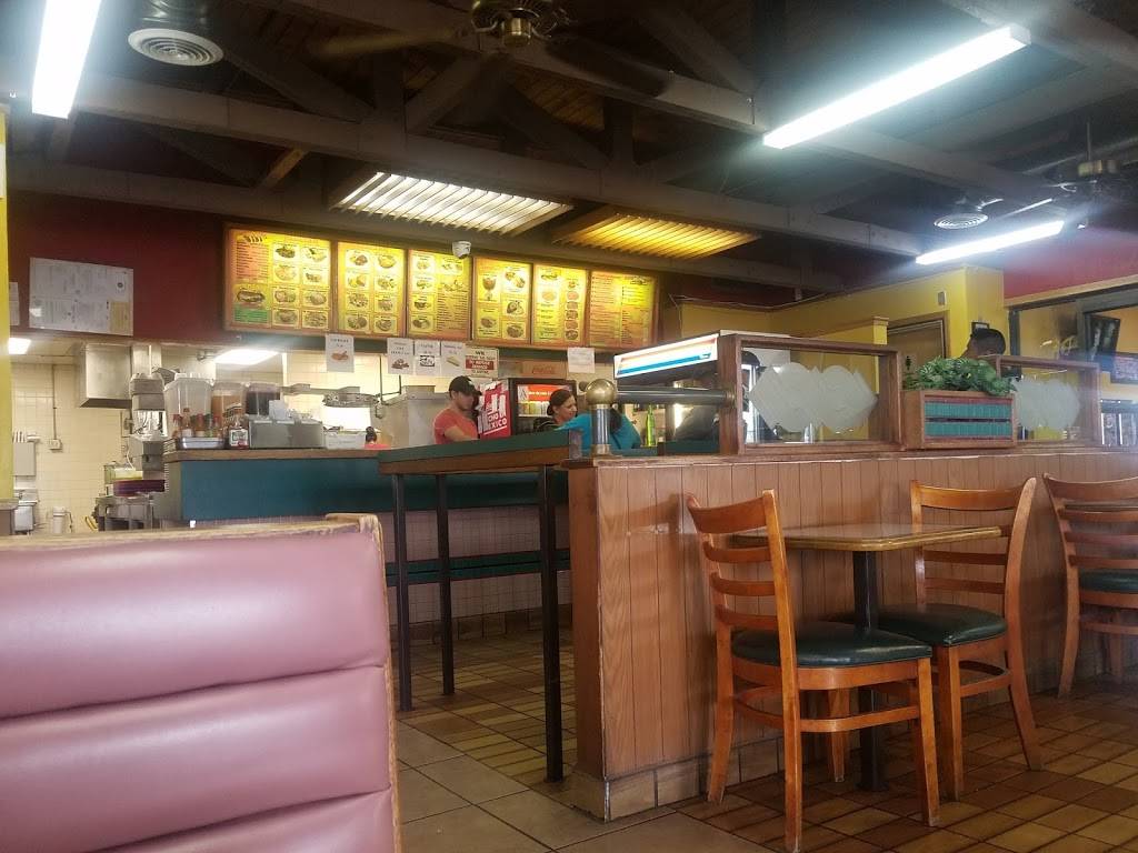 El Grullo Restaurant | restaurant | 1110 E Main St, Mesa, AZ 85203, USA | 4808349557 OR +1 480-834-9557