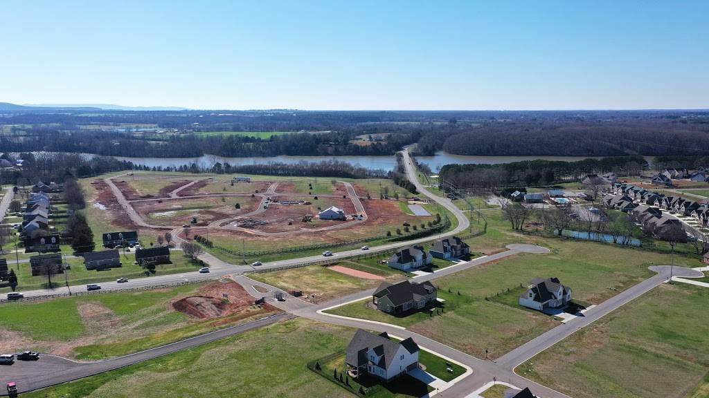 Twin Creeks Village | restaurant | 1260 Lynchburg Rd, Winchester, TN 37398, USA | 9312294440 OR +1 931-229-4440