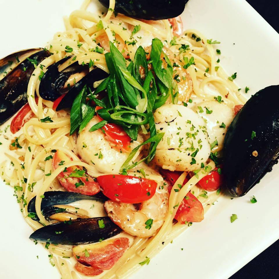 The Bank Bistro | restaurant | 216 W Main St, Washington, NC 27889, USA | 2529489000 OR +1 252-948-9000