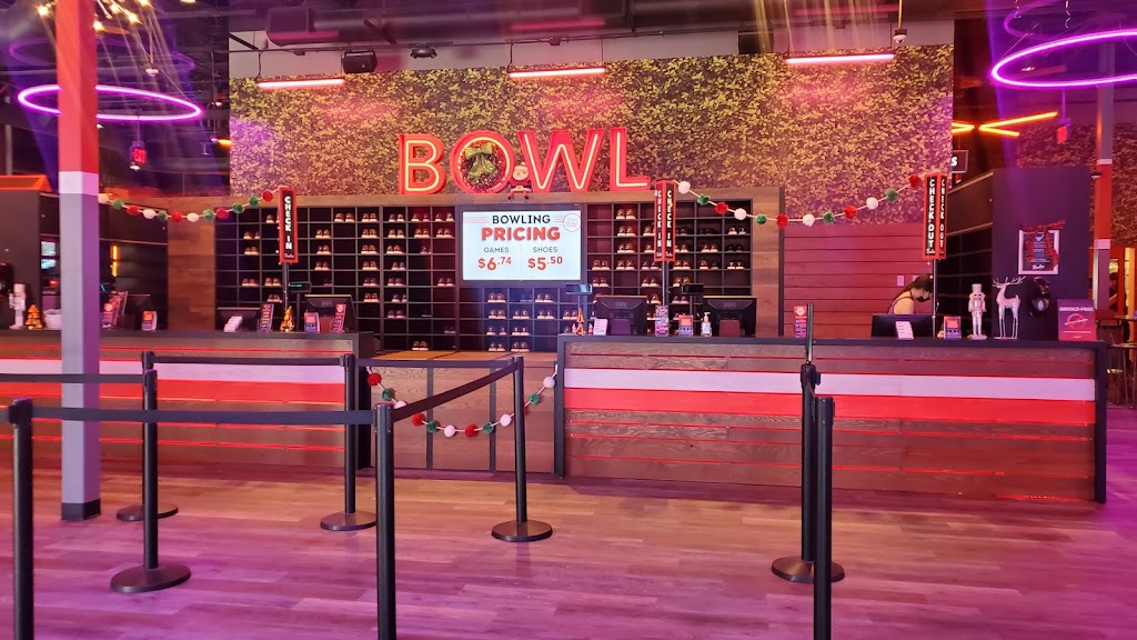 Bowlero Oxnard | meal takeaway | 601 Collection Blvd Suite 1175, Oxnard, CA 93036, USA | 8052888953 OR +1 805-288-8953