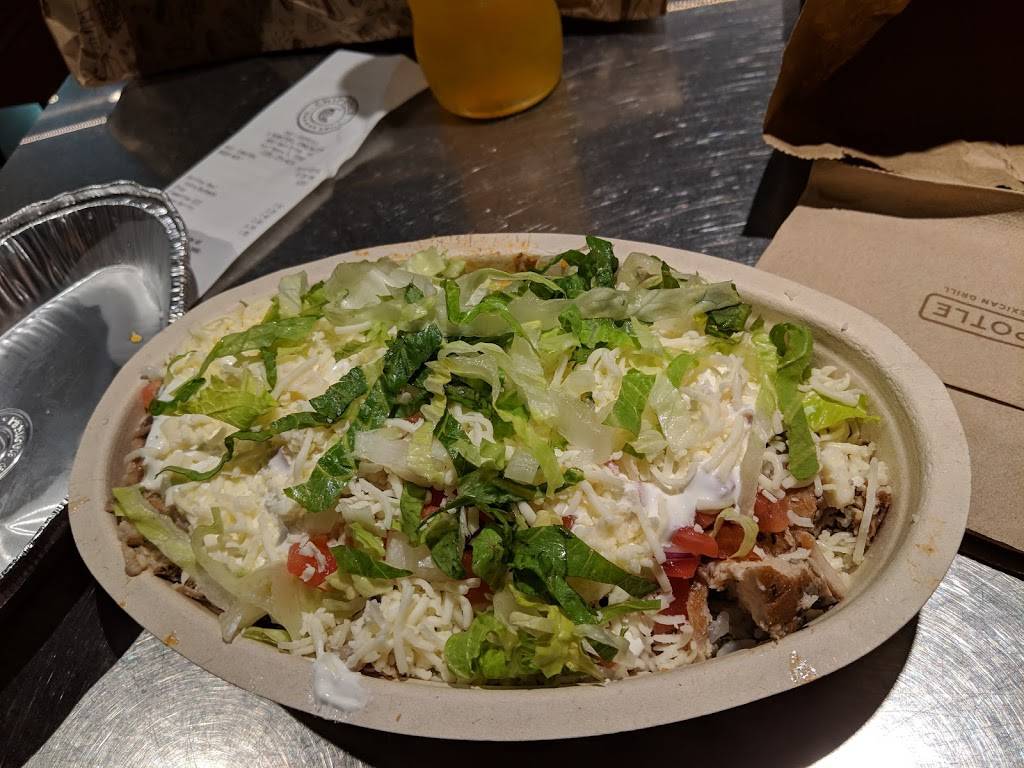 Chipotle Mexican Grill | restaurant | 8061 Dani Dr Ste 140, Fort Myers, FL 33966, USA | 2392754076 OR +1 239-275-4076