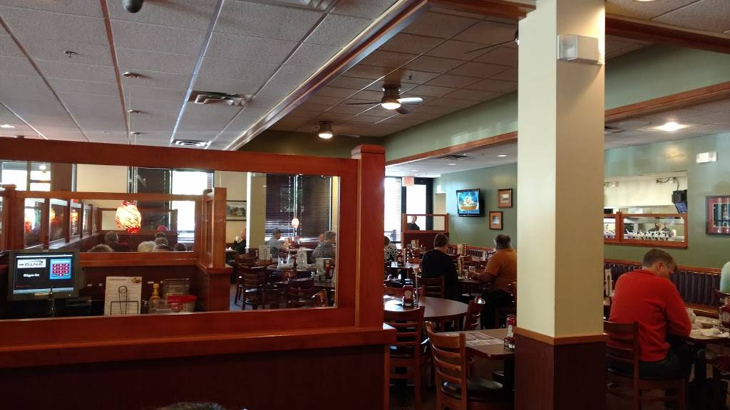 Dennys | restaurant | 8695 Jack Carnes Way, North St, French Lick, IN 47432, USA | 8129366030 OR +1 812-936-6030