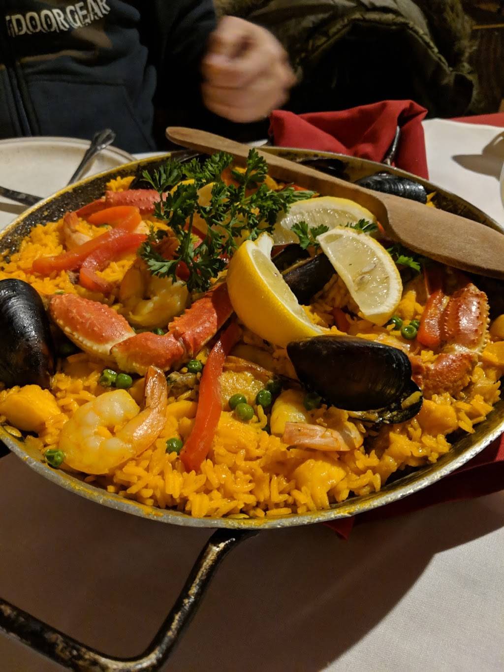 Don Quijote | restaurant | 119 E Lincolnway, Valparaiso, IN 46383, USA | 2194627976 OR +1 219-462-7976