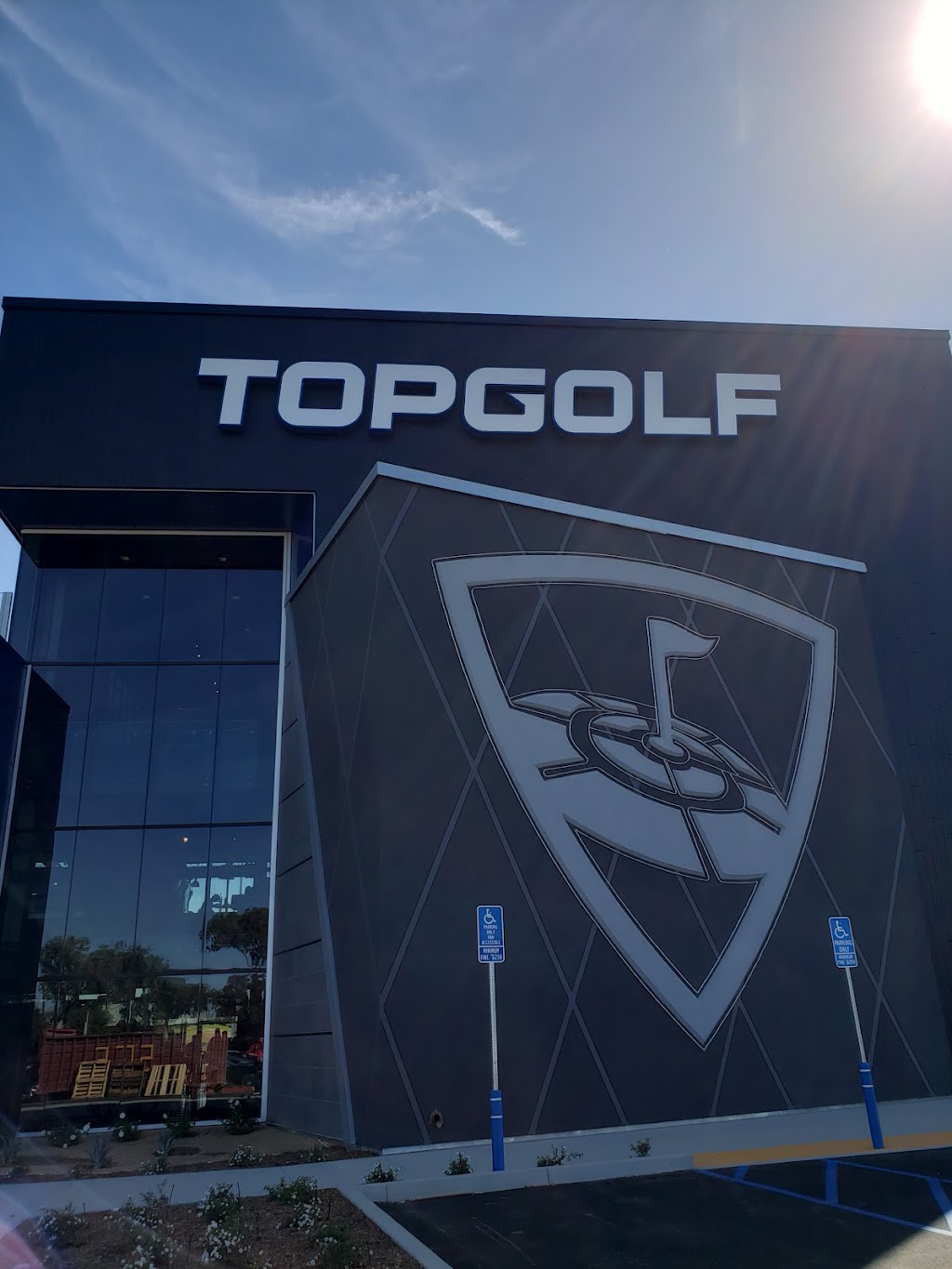 Topgolf | restaurant | 400 S Pacific Coast Hwy, El Segundo, CA 90245, USA | 4245676385 OR +1 424-567-6385