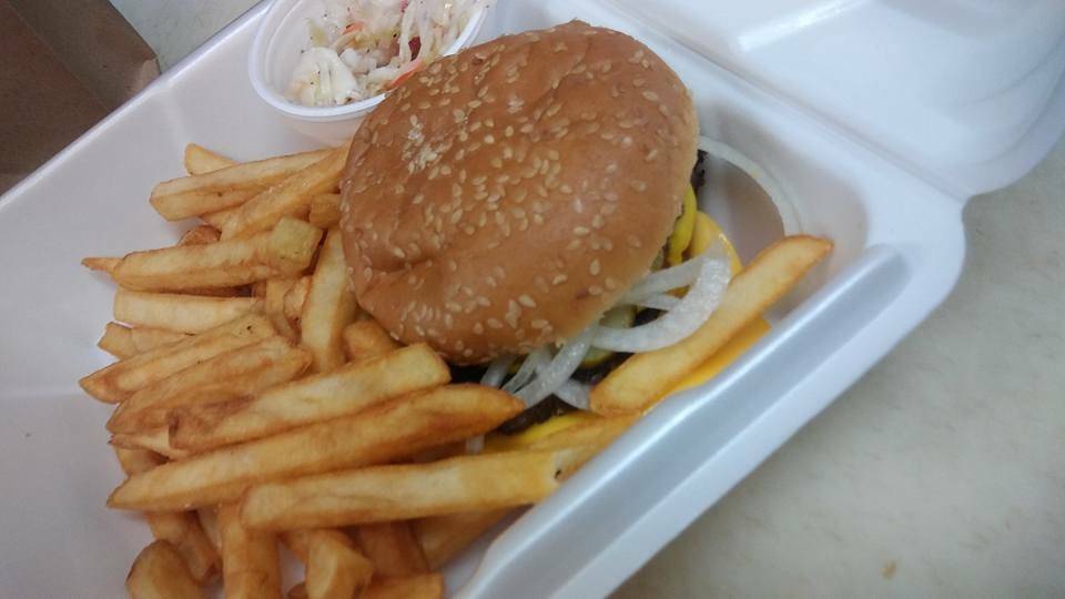 Marinas Pizza Of Westland | meal takeaway | 32955 Palmer Rd, Westland, MI 48186, USA | 7345950110 OR +1 734-595-0110