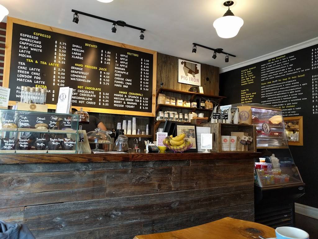 Purple Penguin Cafe | cafe | 889 Queen St E, Toronto, ON M4M 1J4, Canada | 4164658448 OR +1 416-465-8448