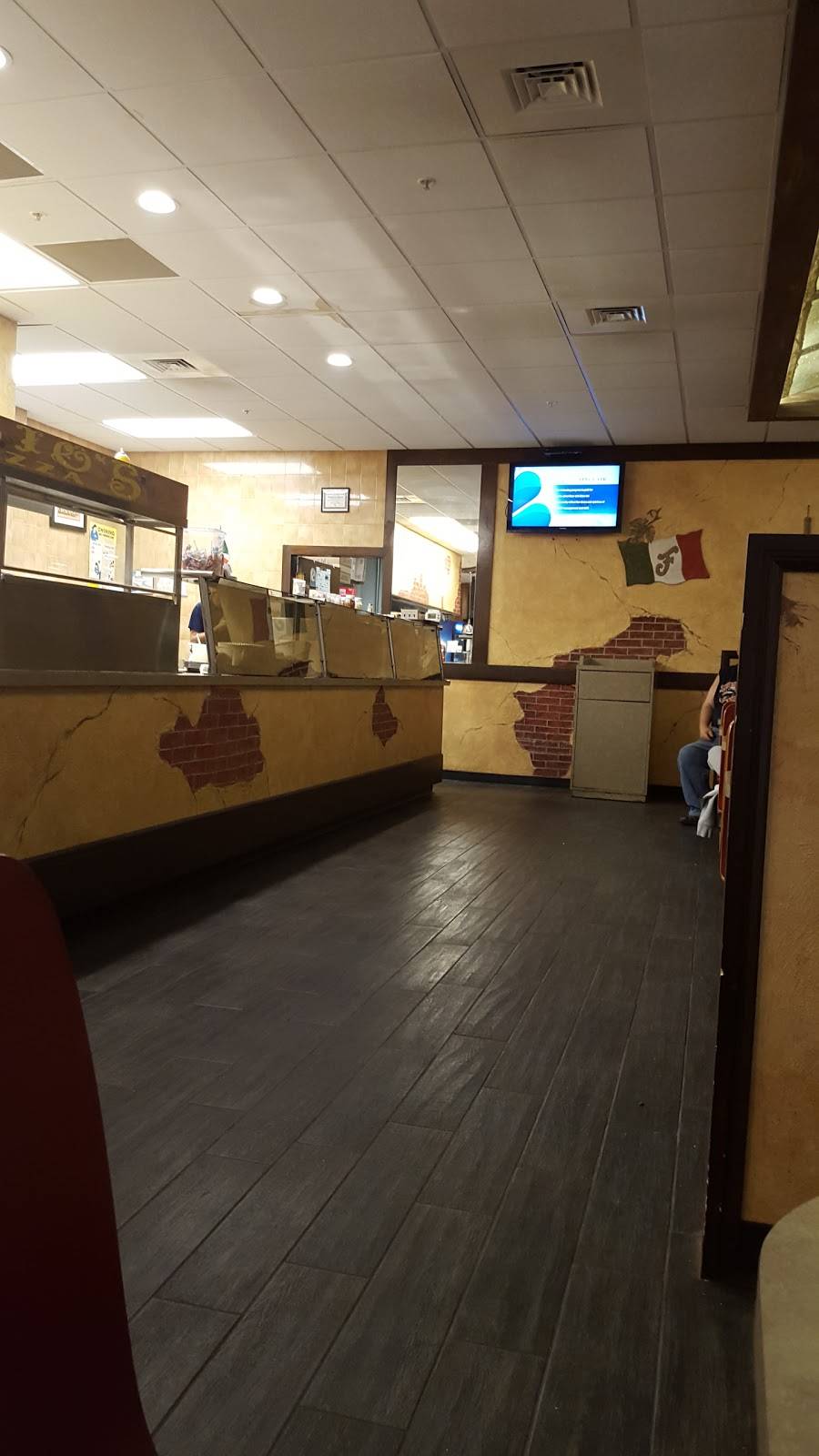 Fabios Pizza | restaurant | 67800 Mall Ring Rd, St Clairsville, OH 43950, USA | 7406959196 OR +1 740-695-9196