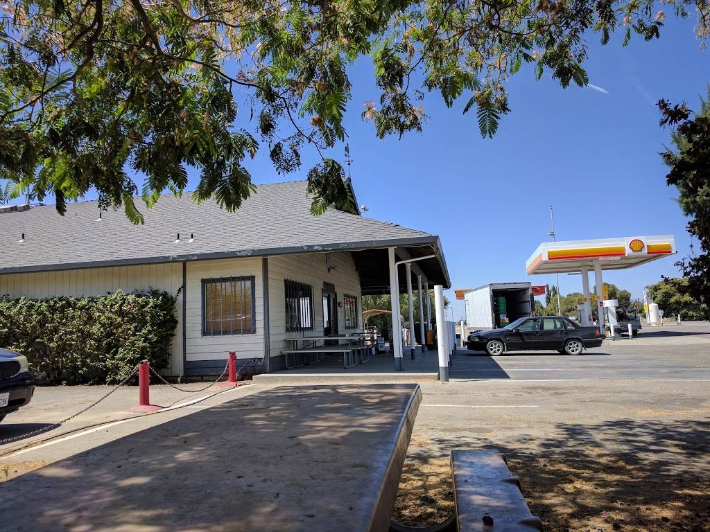 Shell | restaurant | 9920 Co Rd 99W, Zamora, CA 95698, USA | 5306625551 OR +1 530-662-5551