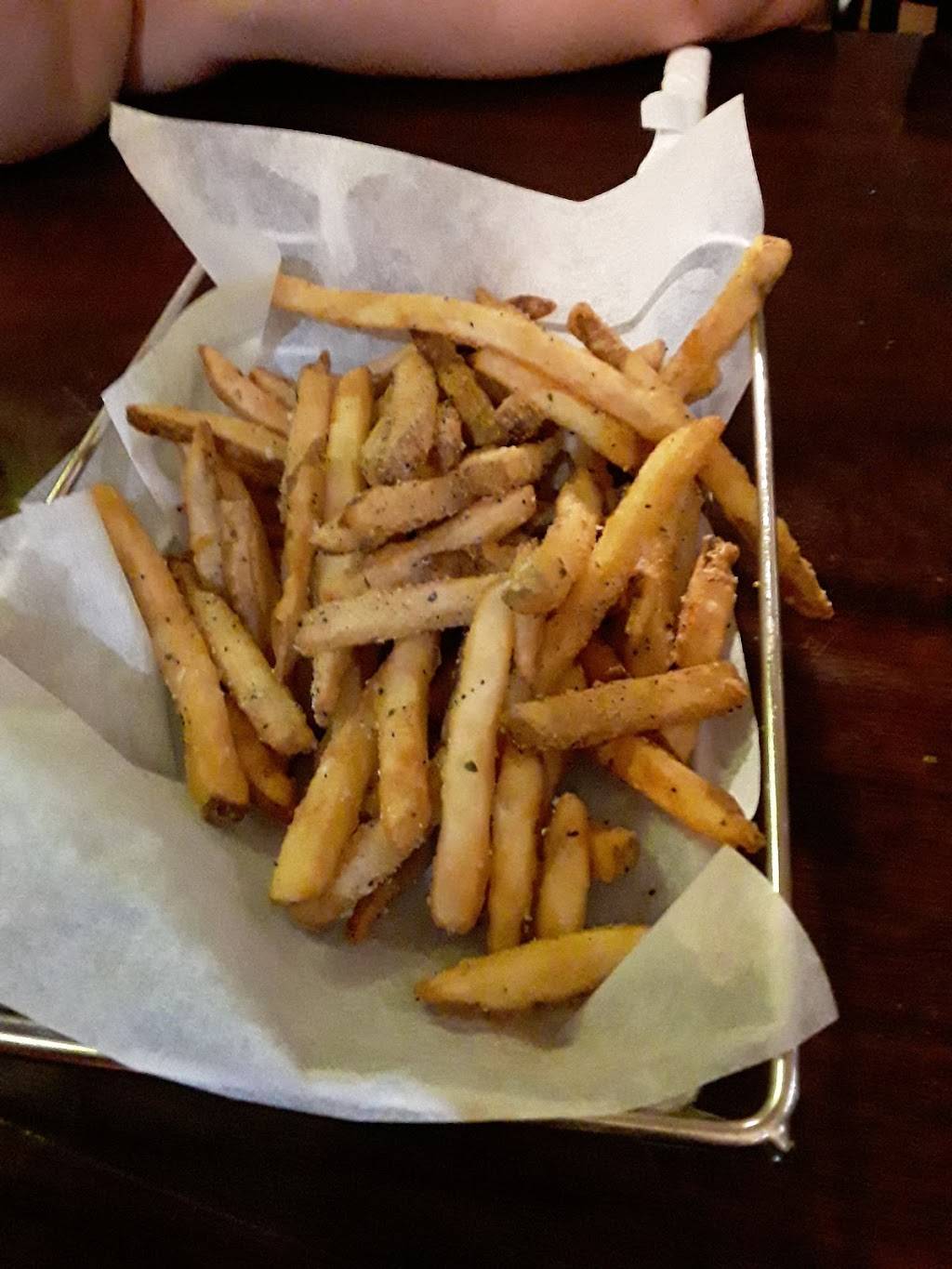 Sconnis Alehouse & Eatery | restaurant | 1239 Schofield Ave, Schofield, WI 54476, USA | 7152417665 OR +1 715-241-7665