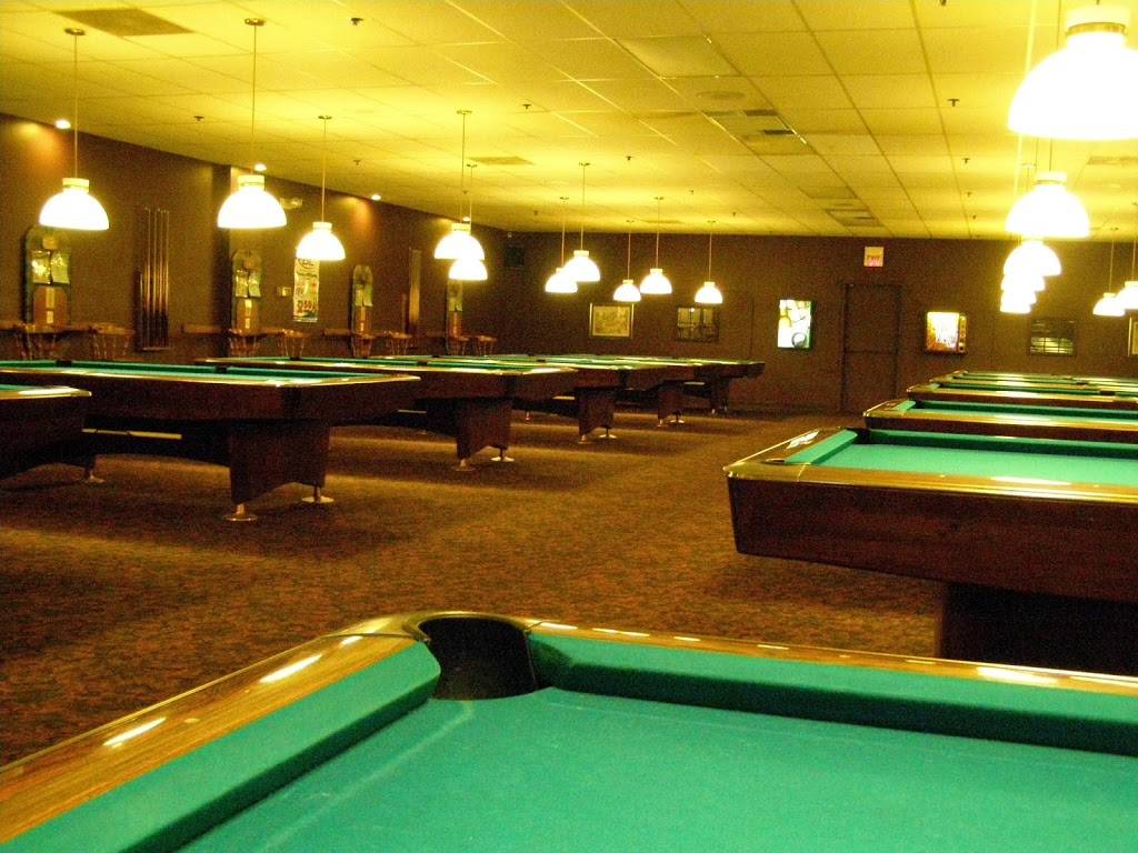 Towne Billiards Inc | restaurant | 17 Marne St, Hamden, CT 06514, USA | 2032817665 OR +1 203-281-7665