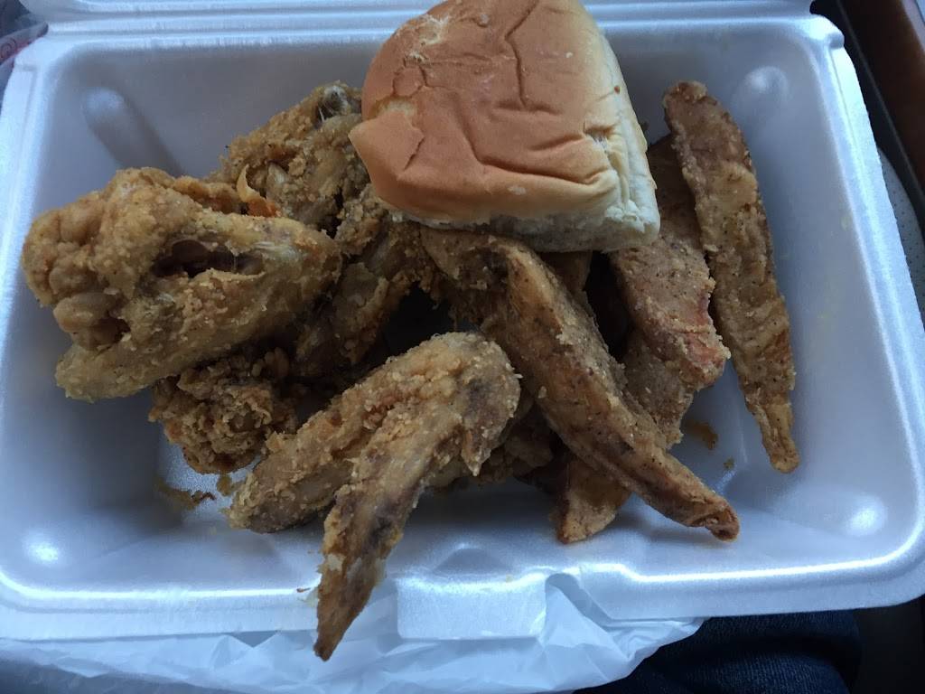 Krispies Fried Chicken | restaurant | 1625 Williamsburg Rd, Richmond, VA 23231, USA | 8042264831 OR +1 804-226-4831