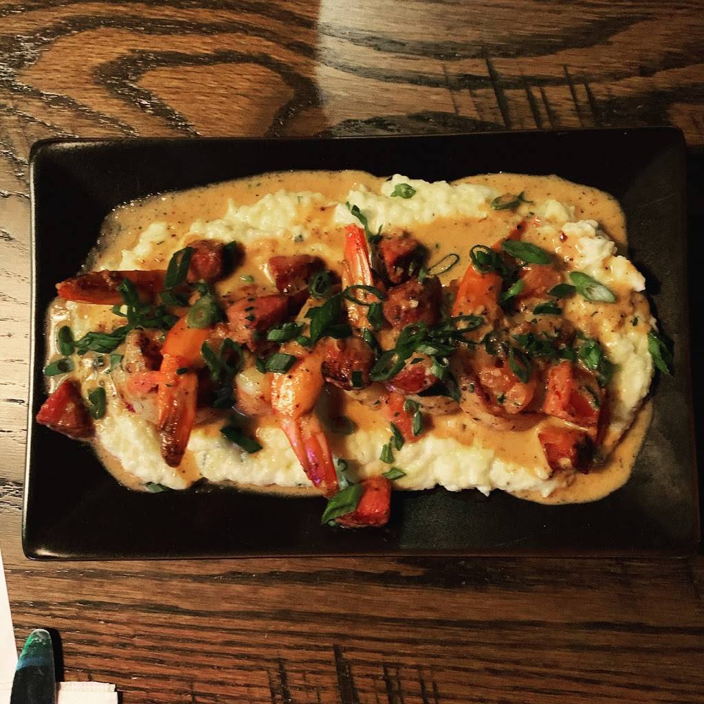 The Wildwood Tavern | restaurant | 80 Mahtomedi Ave, Mahtomedi, MN 55082, USA | 6518469825 OR +1 651-846-9825