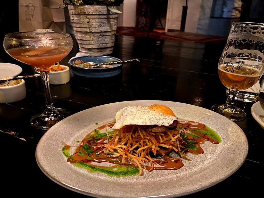 Johnnies Snack Shop IL | restaurant | 160 N Halsted St, Chicago, IL 60661, USA | 3122267769 OR +1 312-226-7769