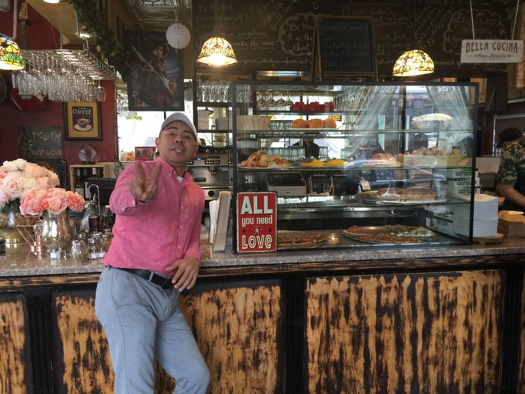 Pronto Pizzeria | restaurant | 45-19 28th Ave, Astoria, NY 11103, USA | 7182744416 OR +1 718-274-4416