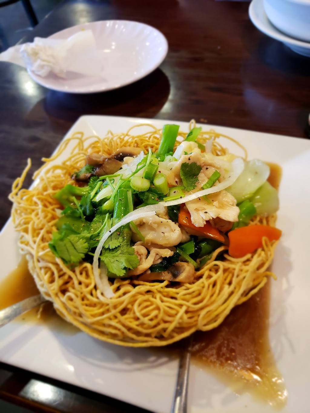 Phở All Seasons | restaurant | 1311 E Euclid Ave, Des Moines, IA 50316, USA | 5153301840 OR +1 515-330-1840