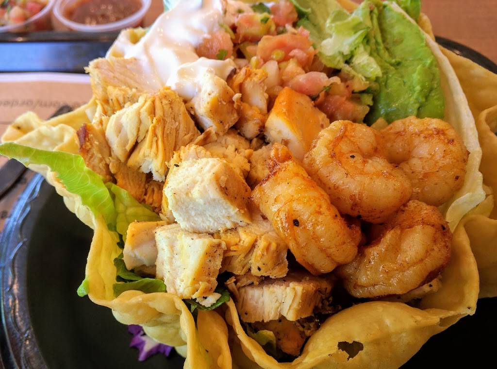 El Pollo Loco | restaurant | 495 S Melrose Dr, Vista, CA 92081, USA | 7606430600 OR +1 760-643-0600