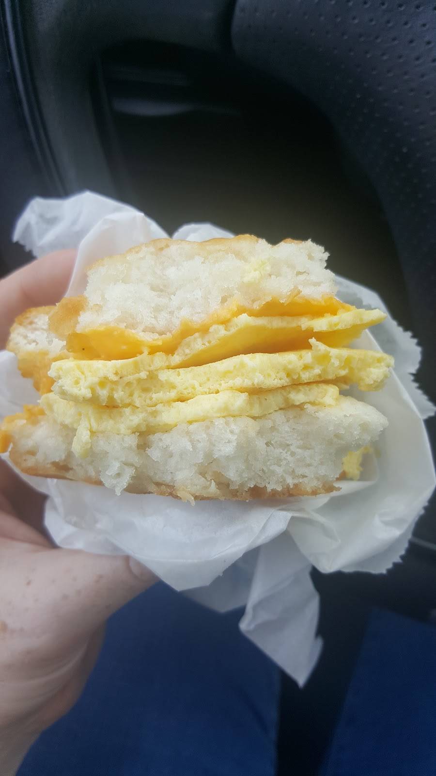 Bojangles Famous Chicken n Biscuits | restaurant | 4828 SW College Rd, Ocala, FL 34474, USA | 3527896000 OR +1 352-789-6000