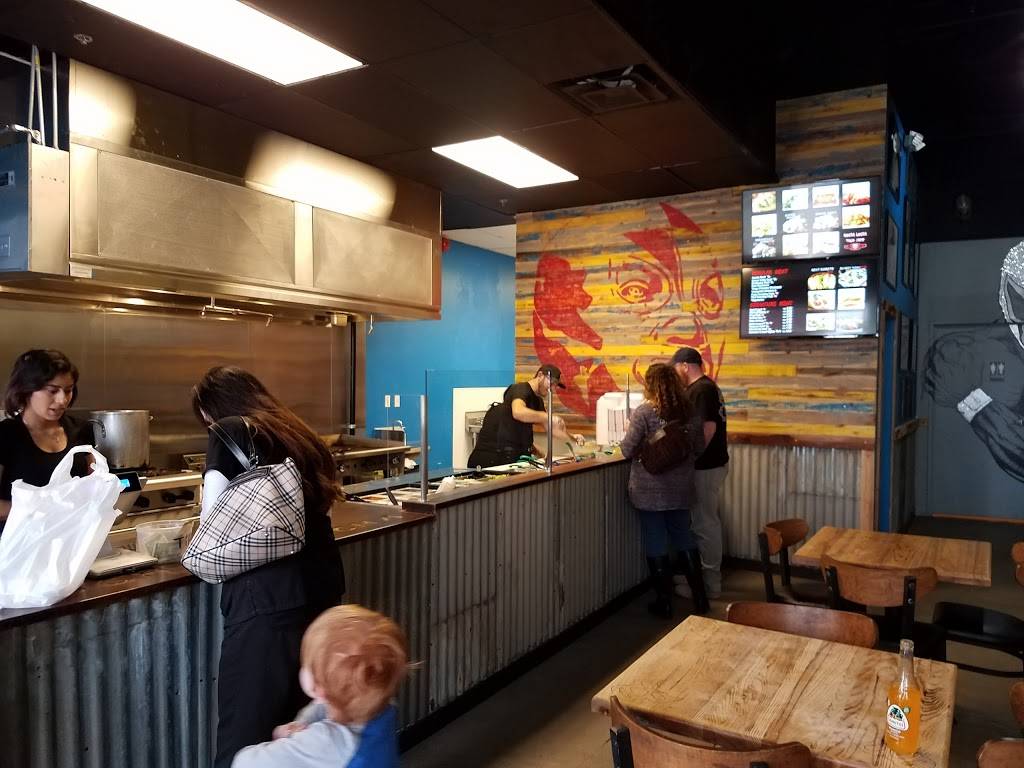 Mucha Lucha Taco Shop | restaurant | 1530 S Val Vista Dr, Gilbert, AZ 85296, USA | 4808550777 OR +1 480-855-0777