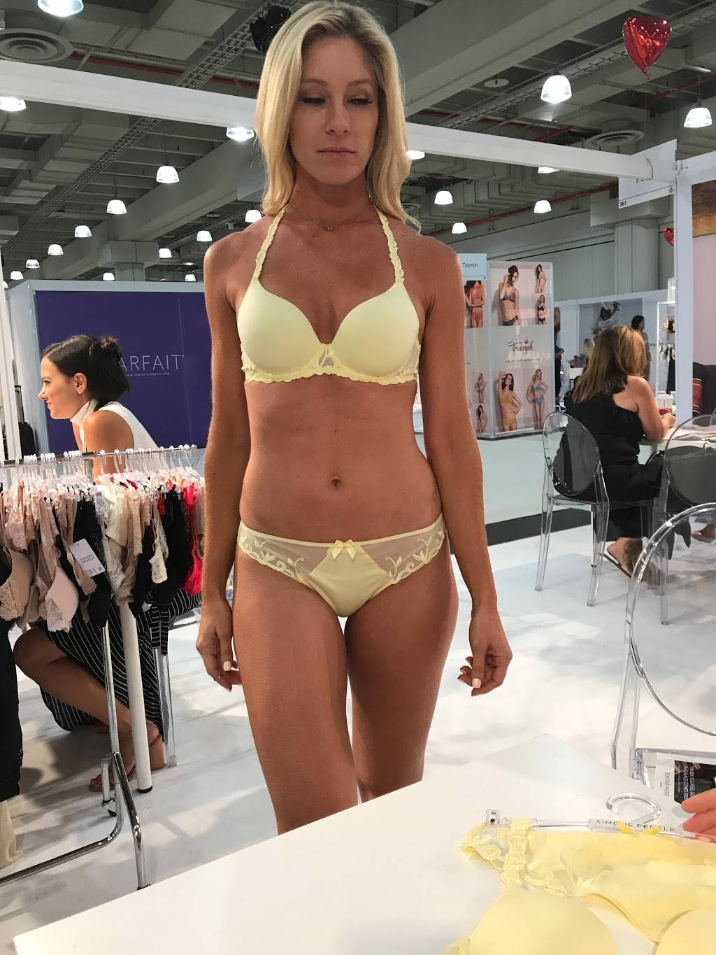 Rebeckas Lingerie | restaurant | 4004 Hillsboro Pike #160r, Nashville, TN 37215, USA | 6152694413 OR +1 615-269-4413