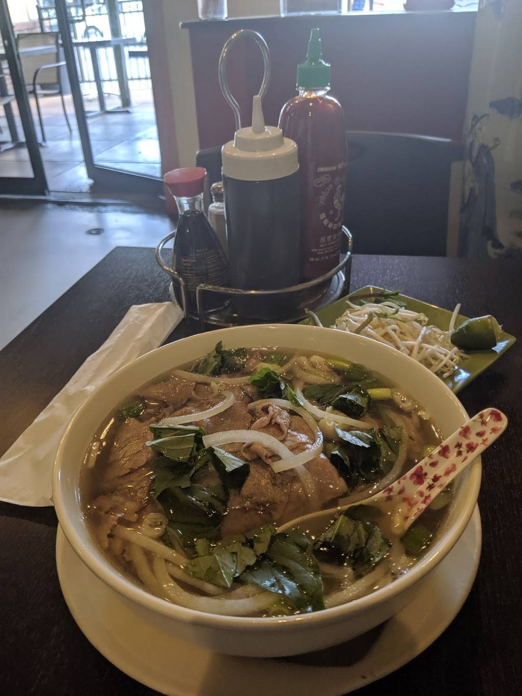 Pho Saigon Star | restaurant | 2045 S University Blvd, Denver, CO 80210, USA | 7206338133 OR +1 720-633-8133