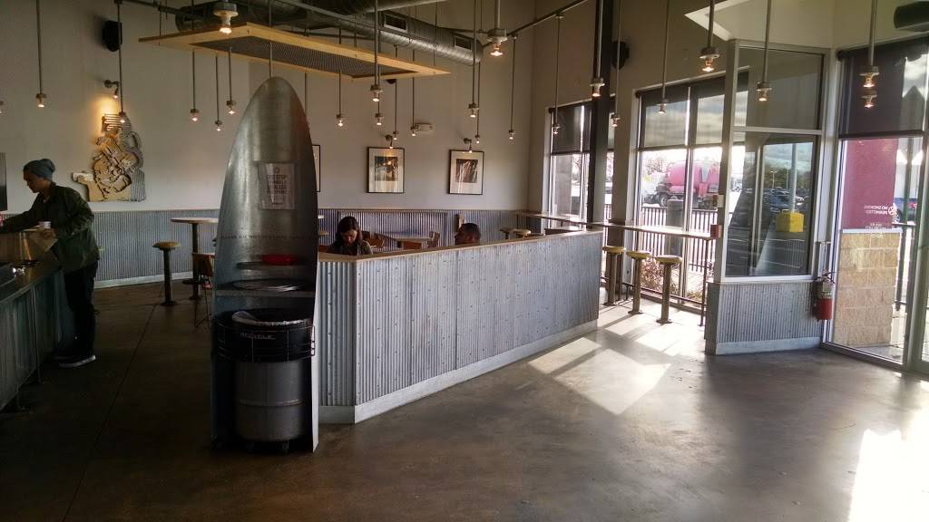 Chipotle Mexican Grill | restaurant | 186 NJ-35, Eatontown, NJ 07724, USA | 7323895041 OR +1 732-389-5041