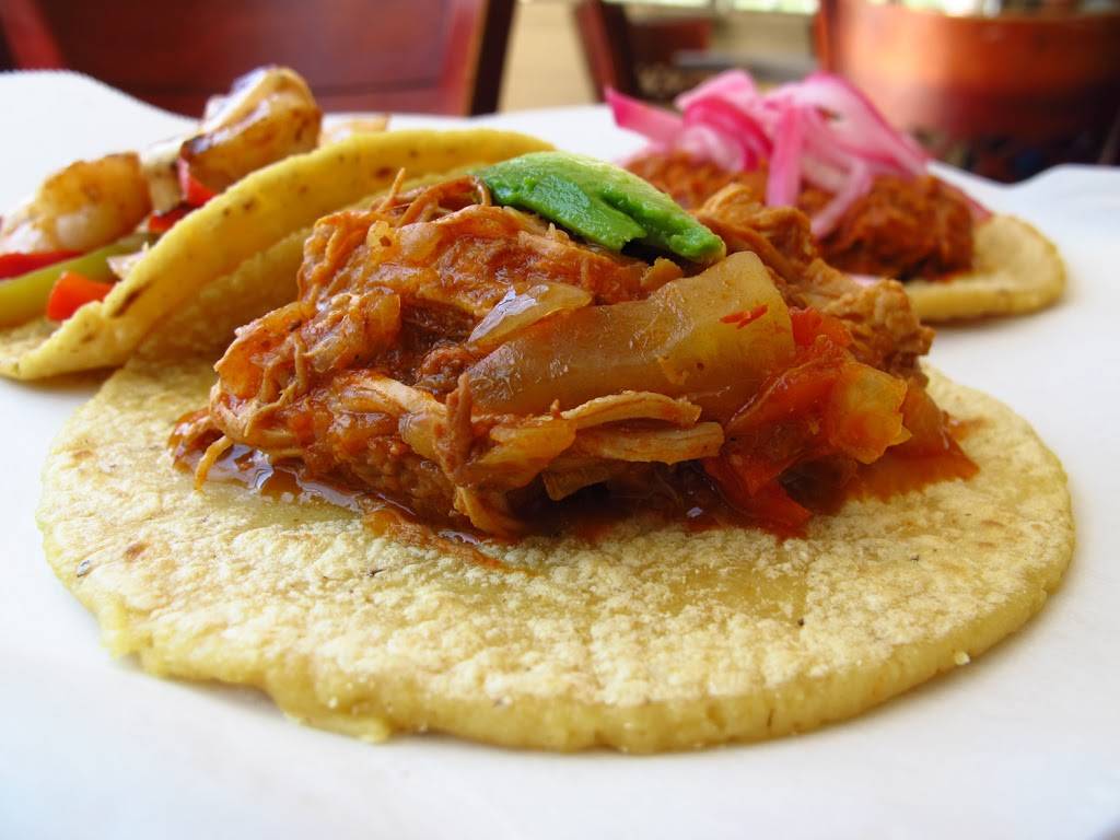 Guisados | restaurant | 1261 Sunset Blvd, Los Angeles, CA 90026, USA | 2132507600 OR +1 213-250-7600