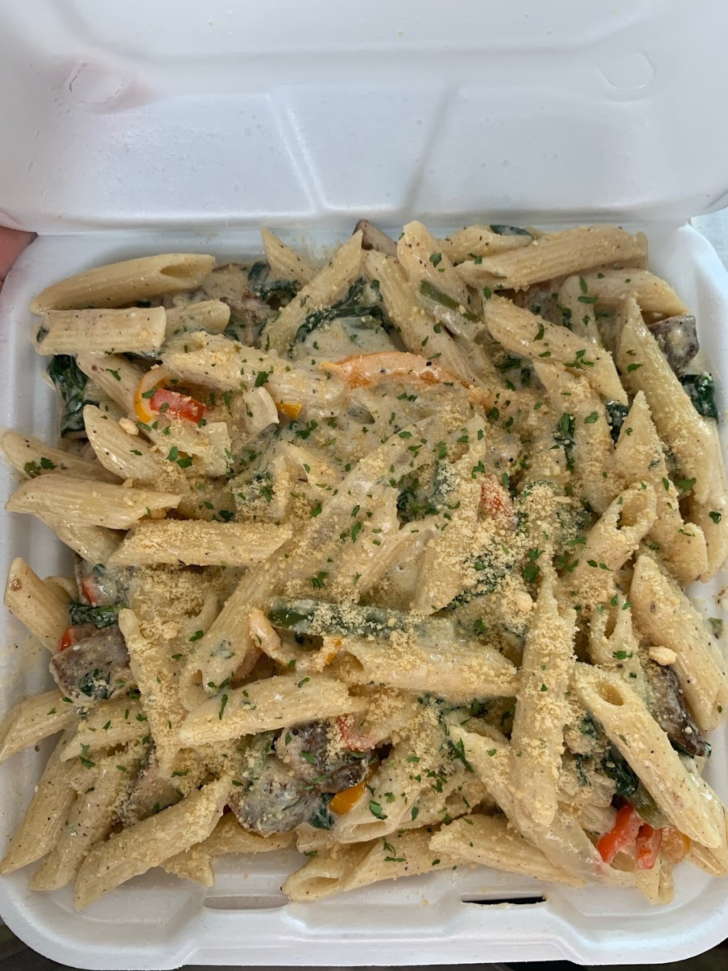 GoodVybz Restaurant & Lounge | restaurant | 32758 Grand River Ave, Farmington, MI 48336, USA | 2489578724 OR +1 248-957-8724