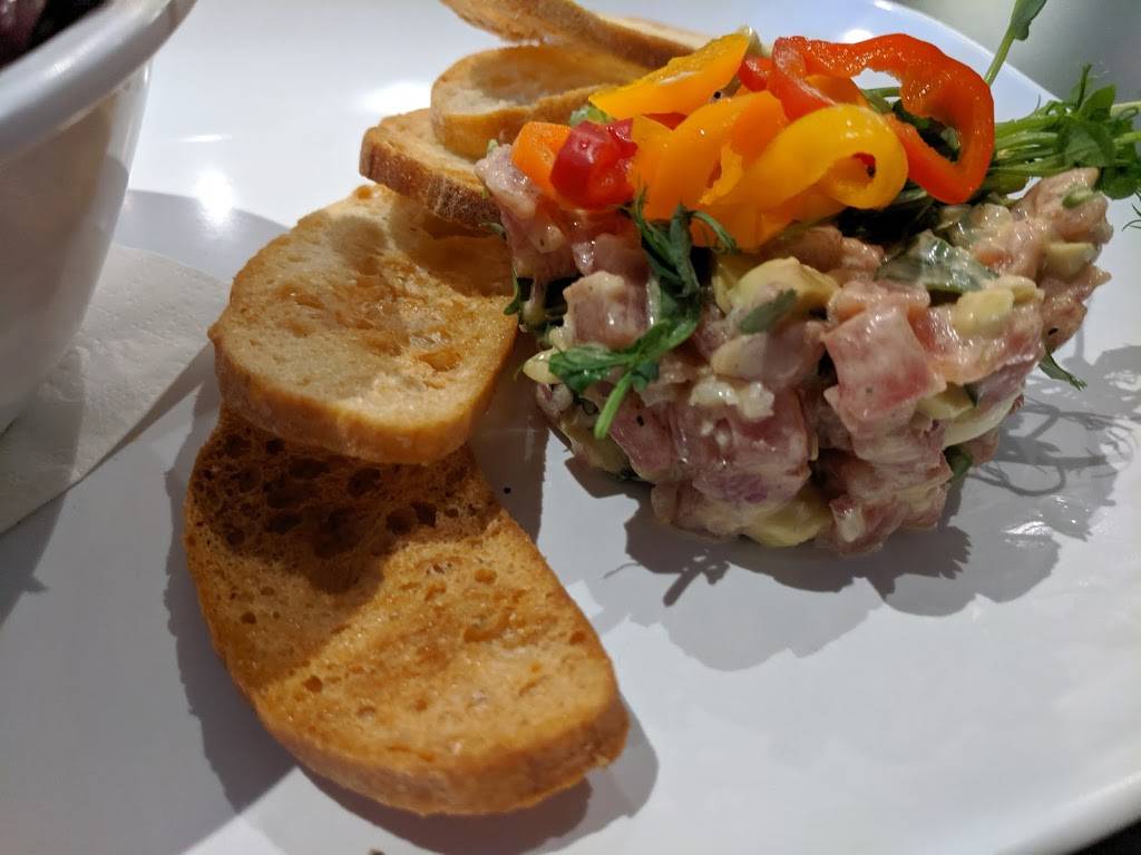 Küto - Comptoir à tartares Granby | restaurant | 239 Rue Principale, Granby, QC J2G 2V9, Canada | 4509150213 OR +1 450-915-0213