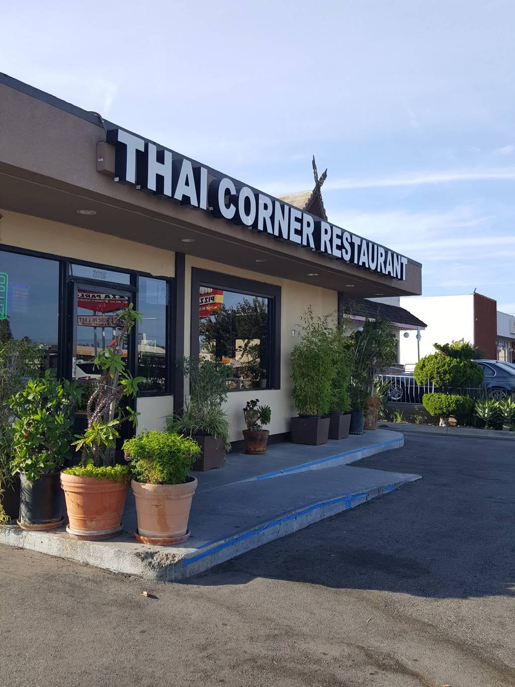 Thai Corner Restaurant | restaurant | 2615 E Carson St, Lakewood, CA 90712, USA | 5624257587 OR +1 562-425-7587