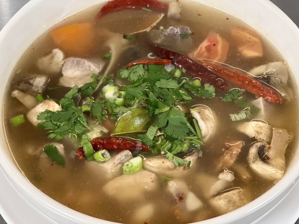 Thai Zappz Authentic Cuisine | restaurant | 14893 Metcalf Ave, Overland Park, KS 66223, USA | 9136249499 OR +1 913-624-9499