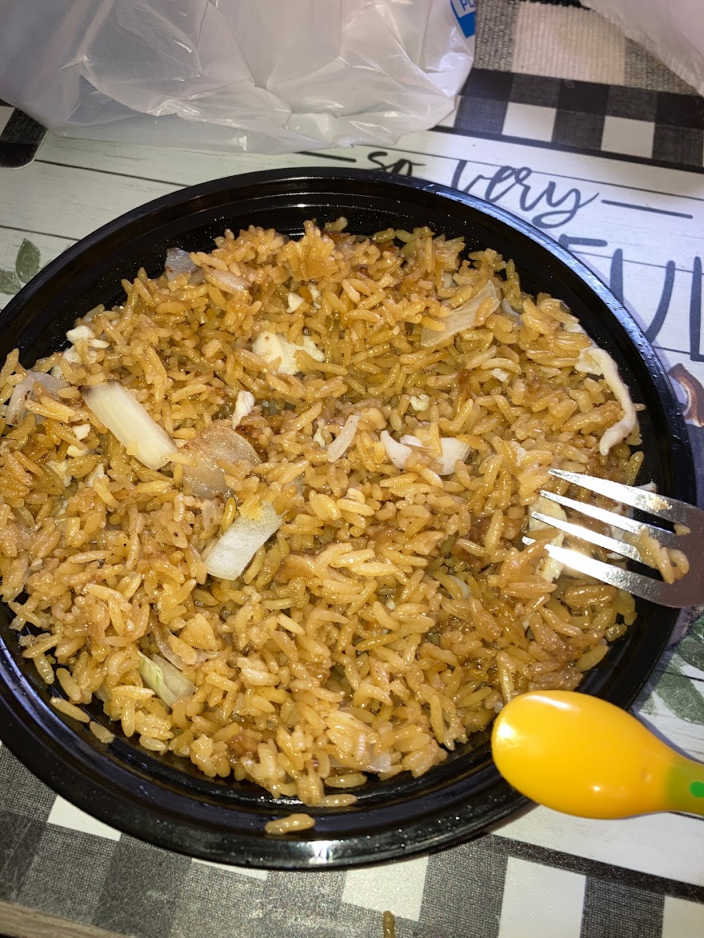 Chopsticks Chinese Cuisine | restaurant | 5712 Ogeechee Rd Suite A, Savannah, GA 31405, USA | 9127773130 OR +1 912-777-3130