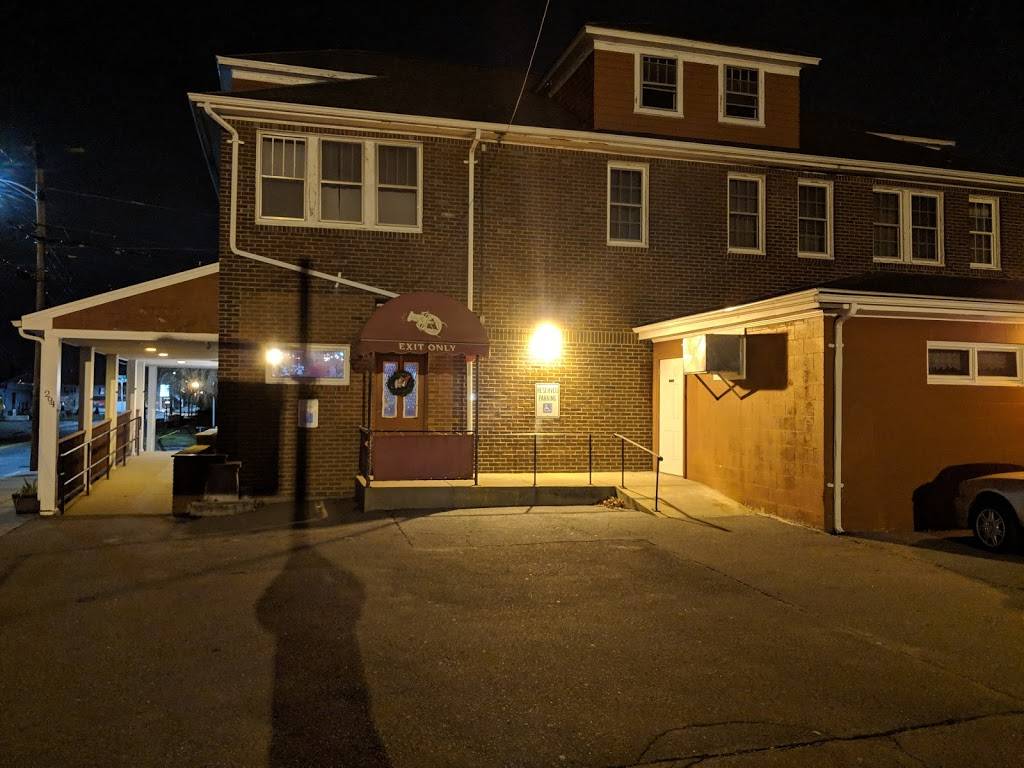 Jacks family restaurant | restaurant | 294 Child St, Warren, RI 02885, USA | 4012454052 OR +1 401-245-4052