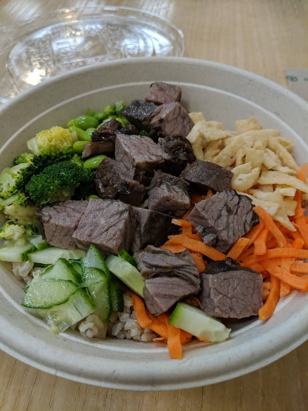 Freshii | restaurant | 3300 Bloor St W, Etobicoke, ON M8X 2X4, Canada | 4162348888 OR +1 416-234-8888