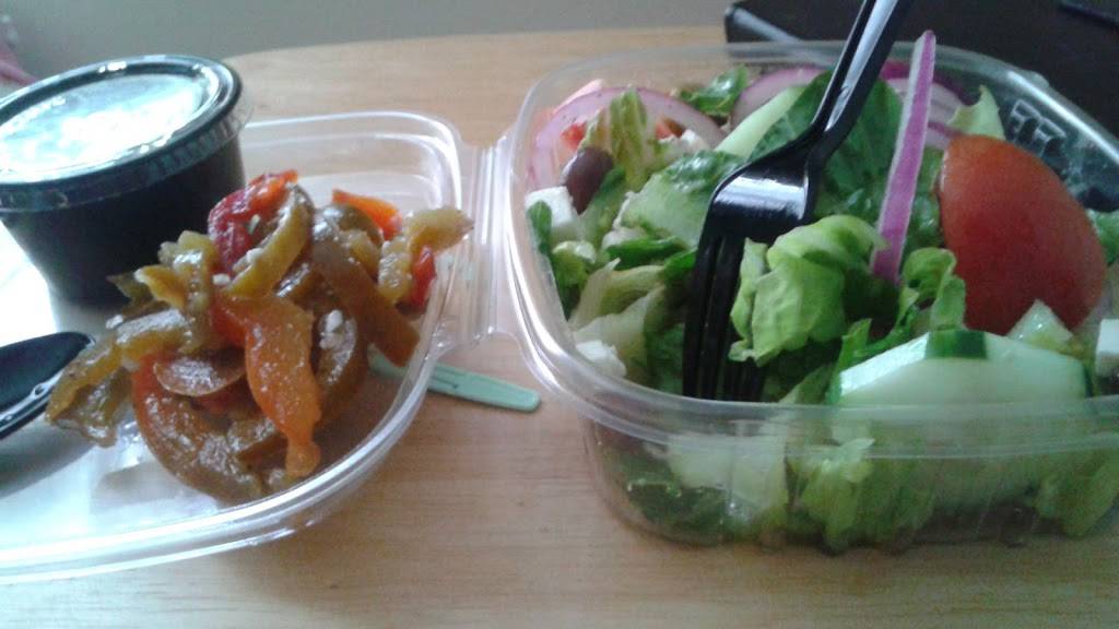 Vinnys Pizza and Pasta | restaurant | 332 Oyster Point Rd, Newport News, VA 23602, USA | 7573693554 OR +1 757-369-3554