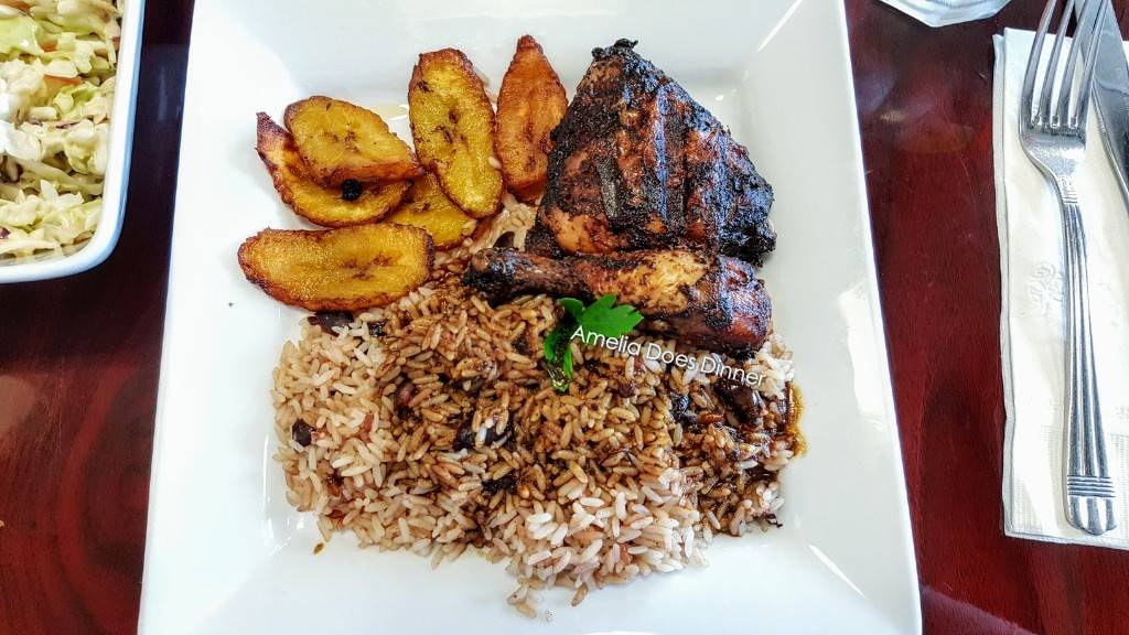 Vivene’s Island Cuisine | restaurant | 2025 Uppermiddle Rd #26, Burlington, ON L7P 4K1, Canada | 9053310777 OR +1 905-331-0777