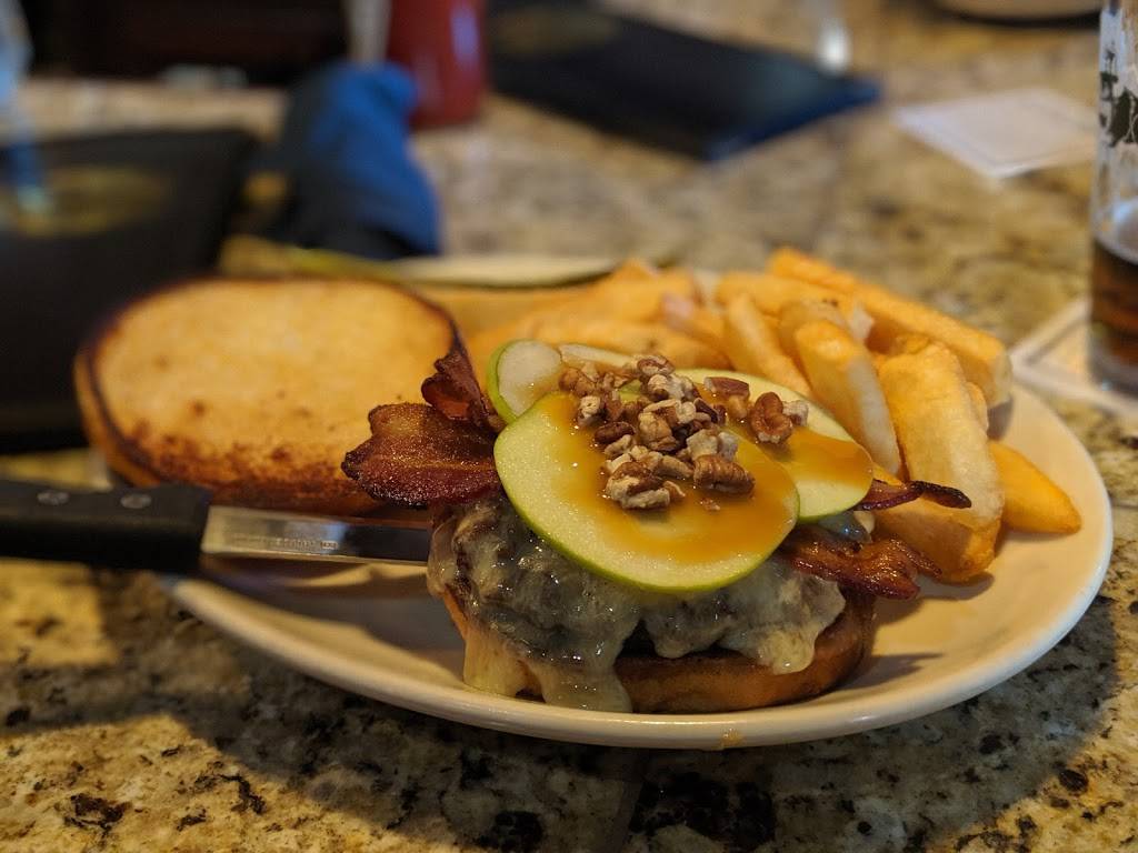 Rhinelander Cafe & Pub | restaurant | 33 N Brown St, Rhinelander, WI 54501, USA | 7153622918 OR +1 715-362-2918