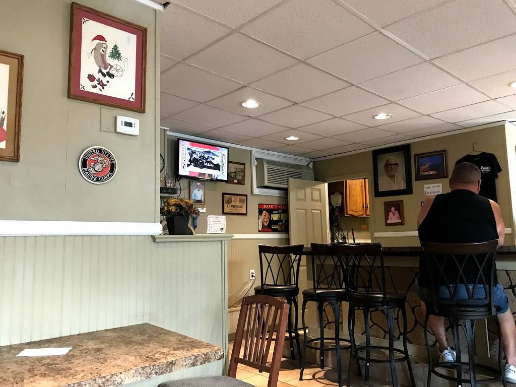 Petes Hot Dog Stand Inc | restaurant | 293 S William St, Newburgh, NY 12550, USA | 8455610211 OR +1 845-561-0211